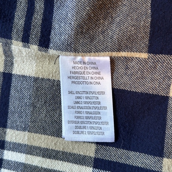 Legendary Whitetails Plaid Shirt - Picture 7 of 12